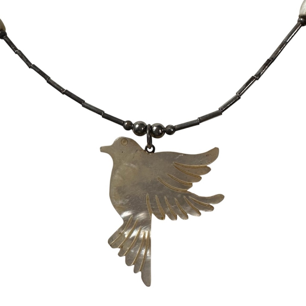 Vintage Native American Silver Tone Mother of Pearl Bird Pendant - Picture 4 of 8